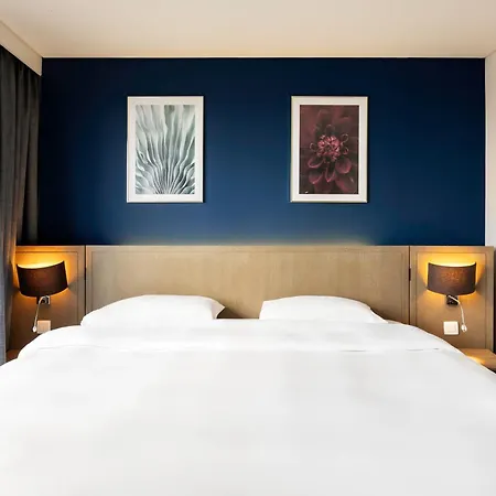 Park Inn By Radisson Antwerp City Centre Room photo
